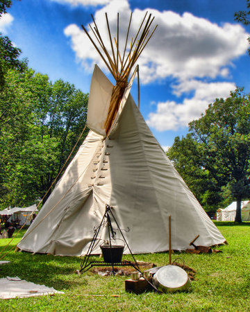           tepee                     