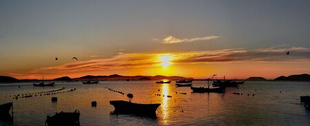 Sunset Harbor underの写真素材