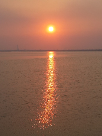 Water reflection sunset beautyの写真素材