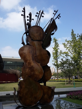 Jingan sculpture park: a unique sculpture in downtown Shanghai theme parkのeditorial素材