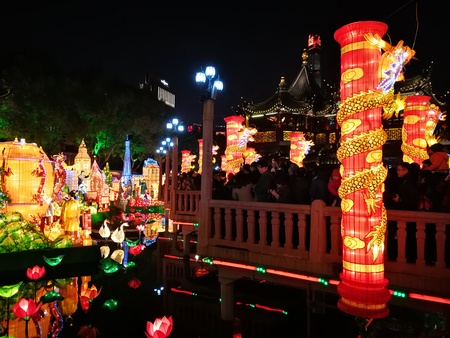 Shanghai Yu Garden Spring Lantern Festivalのeditorial素材
