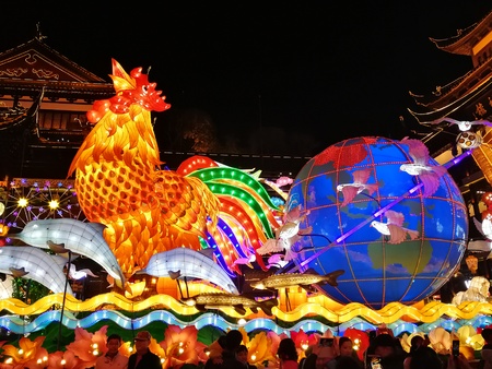 Shanghai Yu Garden Spring Lantern Festivalのeditorial素材