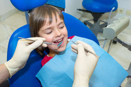 A child patient at the dentist's consultation.の写真素材
