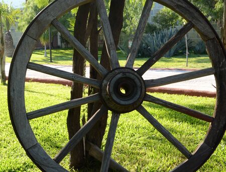 Old Cart Wheelの写真素材