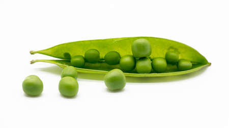 green Pea or peas vegetable isolated on white backgroundの写真素材
