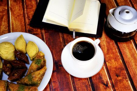 Turkish coffee and Turkish delights on the table hdの写真素材