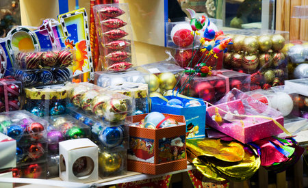 Christmas toys and decorations in the shop windowの写真素材