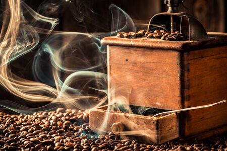 roasted coffee grains