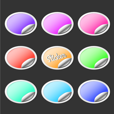 Paper sticker with peel off corner. Vector purple banner or circle folded label.のイラスト素材