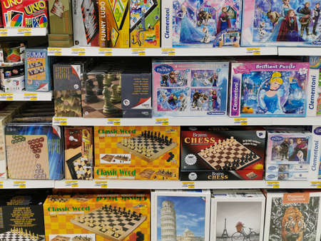 Kids puzzle games available For Sale On Supermarketのeditorial素材