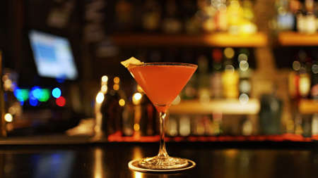 A red cocktail in the barの写真素材