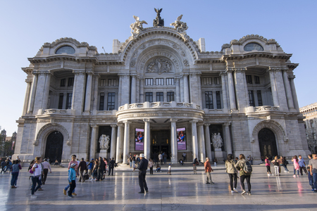 MEXICO CITY, MEXICO - APRIL 19, 2017: Completed in 1934 under Mexican architect Federico Mariscal, the Palacio de Bellas Artes (Palace of Fine Arts) is a well-known cultural center in the heart of Mexico City.のeditorial素材