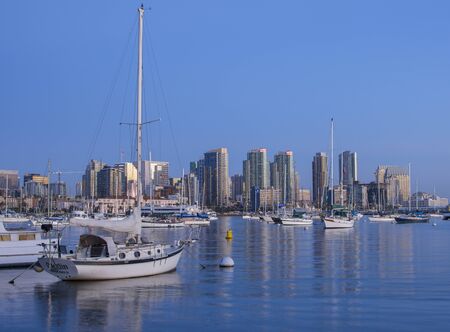 SAN DIEGO, CALIFORNIA, USA - OCTOBER 16, 2017: Autumn generally brings warm weather with beautiful clear skies to the port city of San Diegoのeditorial素材