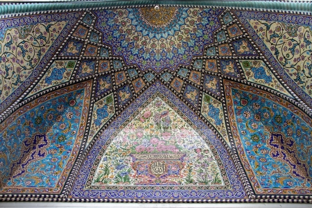 decoration on the wall of mosque in Esfahan, Iranのeditorial素材