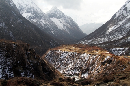 Snow and mountain near Samdo village in Nepal の写真素材
