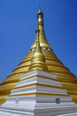 PINDAYA, MYANMAR - CIRCA APRIL 2017 Golden stupas in Zaydigyi Pagodaのeditorial素材