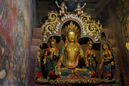 GYANTSE, CHINA - CIRCA MAY 2017 Altar in Gyantse monasteryのeditorial素材