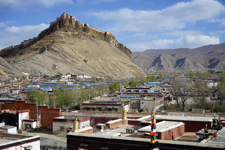GYANTSE, CHINA - CIRCA MAY 2017 View from Gyantse monasteryのeditorial素材