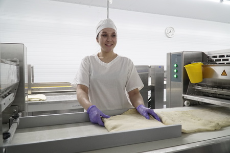 Bread making process.のeditorial素材