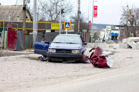 Gostomel, Kyiv region, Ukraine - 5 April 2022: War between Russia and Ukraine. The consequences of the war, the cars of civilians shot by the Russian army. Explosion-damaged cars and houses. ShapikMedia/Alexander Bordian/Stringerのeditorial素材