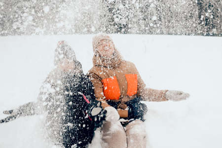 family fun snowy season lifeatyle outsideの写真素材