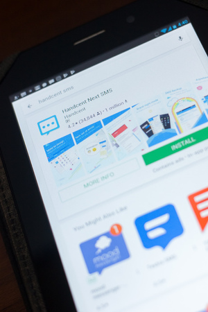 Ryazan, Russia - April 19, 2018 - Handcent Next SMS icon on the list of mobile appsのeditorial素材