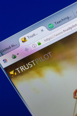 Ryazan, Russia - May 13, 2018: TrustPilot website on the display of PC, url - TrustPilot.comのeditorial素材