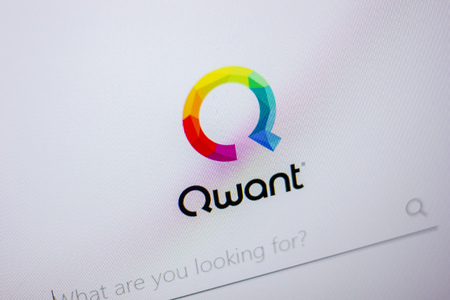 Ryazan, Russia - June 05, 2018: Homepage of Qwant website on the display of PC, url - Qwant.comのeditorial素材