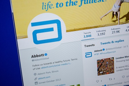 Ryazan, Russia - July 11, 2018: Twitter of Abbott website on the display of PCのeditorial素材