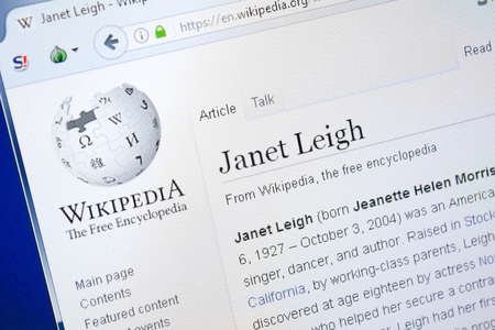 Ryazan, Russia - August 28, 2018: Wikipedia page about Janet Leigh on the display of PCのeditorial素材