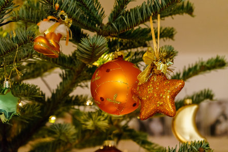 christmas tree decorations 2019