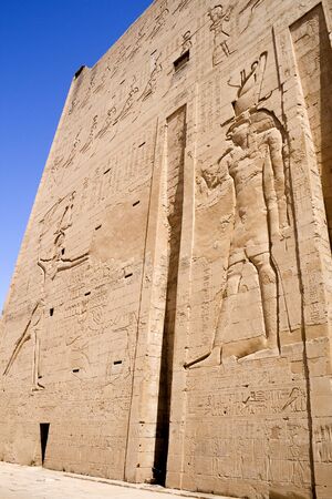 Image of the Temple of Horus, Edfu, Egypt.
の写真素材