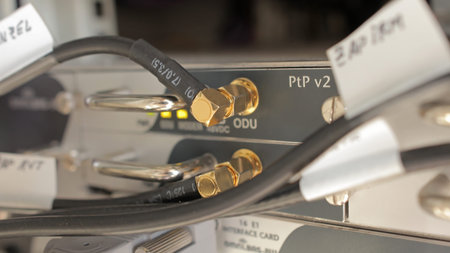 Gold connectors multiplexer in the mobile station