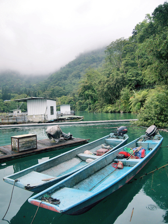 boats in taichungの写真素材