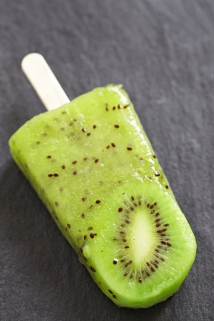 Kiwi Ice Cream の写真素材