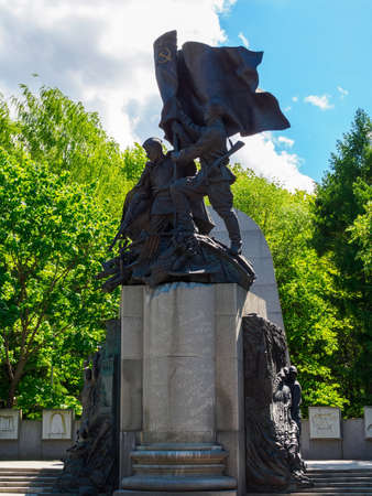 Moscow, Russia - May 24, 2021: Monument "In the fight against fascism we were together". Sculptor Salavat Shcherbakovのeditorial素材