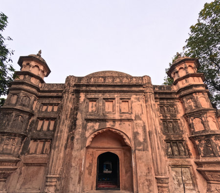 Khawja Shahbaz Tomb a single-domed Mughal type tomb in Dhakaの写真素材