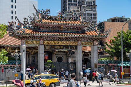 Gate of Bangka Longshan Temple, is a Chinese folk religious temple in Wanhua District.のeditorial素材