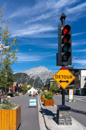 Street view of Banff avenue in summer time season sunny day morning during covid-19 pandemic period. Banff, Canadaのeditorial素材