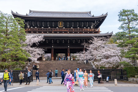 Kyoto, Japan - March 27 2023 : Chionin Temple Sanmon Gate. Cherry blossom.のeditorial素材