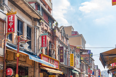 Dihua Street Market in Taipei, Taiwan, famous tourist attraction, people can seen walking and exploring around it. The street is a major destination during Chinese New Year festivitiesのeditorial素材