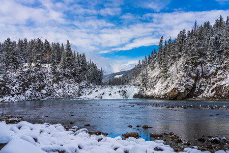 Bow Falls Viewpoint in snowy winter. Banff National Park Bow River scenic, Canadian Rockies.の写真素材