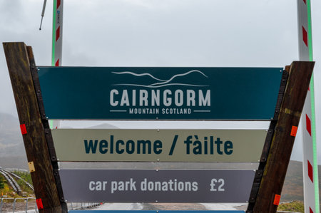 Cairngorm, Scotland- Oct 18, 2021:  The main sign for Cairngorm Mountain Scotland at the entrance to the car park of the ski lodgeのeditorial素材