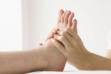 Legs of the woman to be a massage