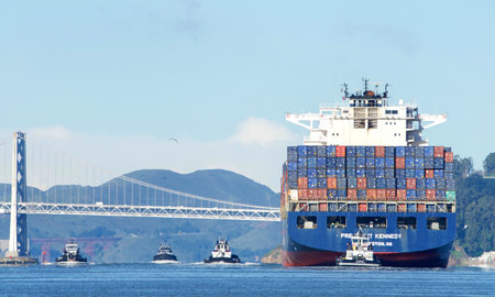 Oakland, CA - February 05, 2019: Cargo Ship PRESIDENT KENNEDY departing the Port of Oakland. American President LinesÂ (APL)Â is the worlds 7th largest container transportation and shipping company.Â のeditorial素材