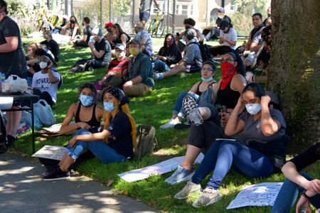 San Francisco, CA - June 3, 2020: Protestors preparing for the George Floyd Black Lives Matter protest, some will march from Mission High School to Mission Police Dept and some to City Hall.のeditorial素材