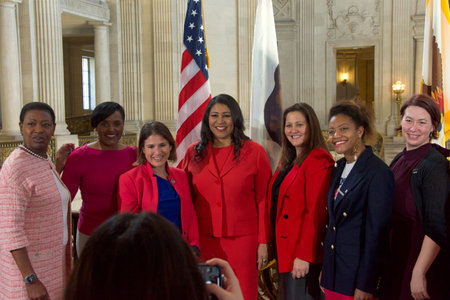 San Francisco, CA - Jan 25, 2023: Politicians and city officials posing for photos with Mayor London Breed after Press Conf for the Bay Area Abortion Rights Coalition (BAARC).のeditorial素材