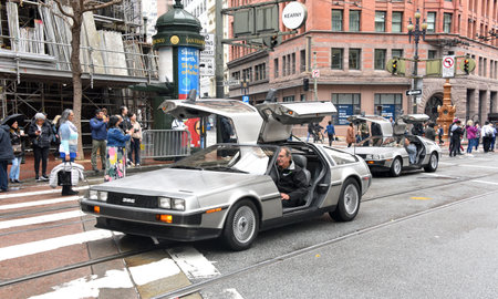 San Francisco, CA - March 11, 2023: Unidentified participants 2023 Saint Patrick's Day Parade, the West Coast's largest Irish event celebrating Irish culture.のeditorial素材