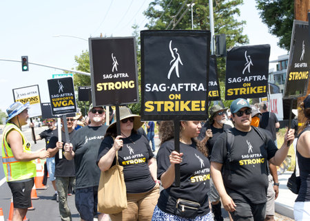 Los Gatos, CA - Aug 22, 2023: Northern California local members of SAG-AFTRA strike in solidarity with the Writers Guild of America in front of the Netflix building on Winchester Blvd.のeditorial素材