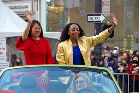 San Francisco, CA - Feb 19, 2022: Malia Cohen and Fiona Ma in the Chinese New Year Parade, one of the world's top 10 parades and the largest celebration of its kind outside Asiaのeditorial素材